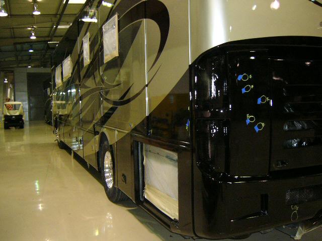 83262_Bus_004