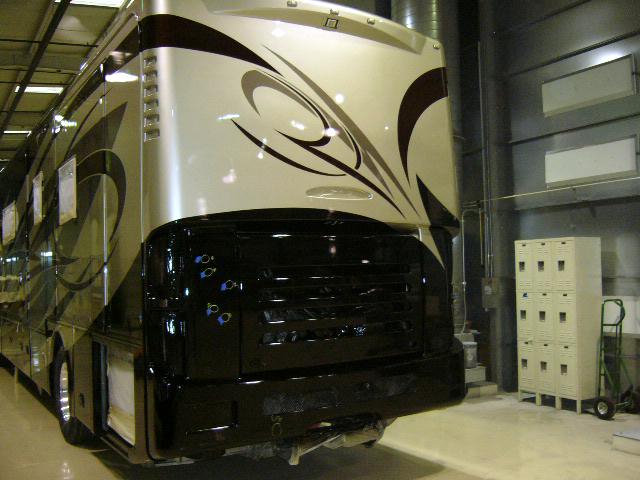 83262_Bus_005